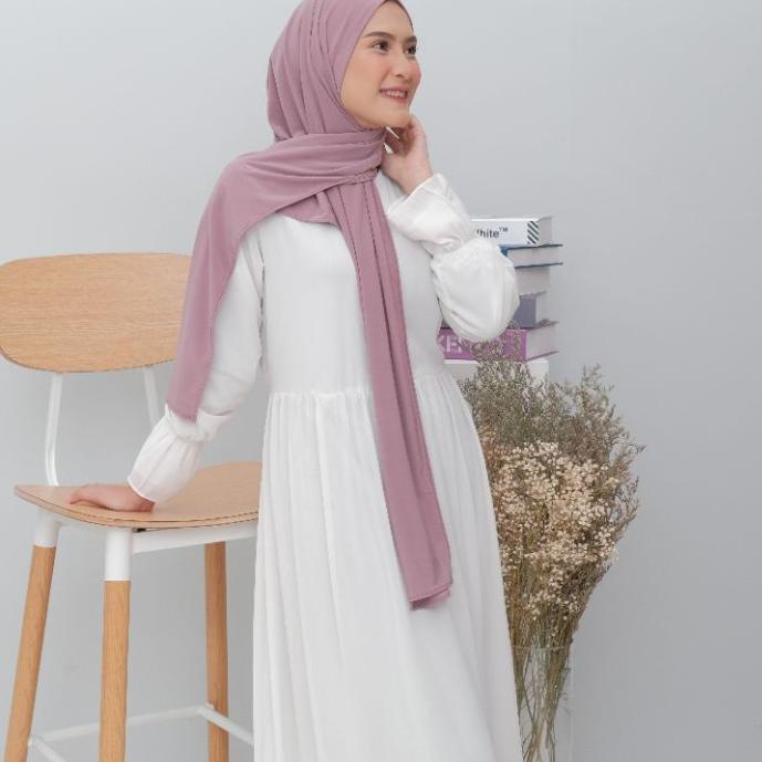● Pashmina Instant New Normal NUNA - Winonamodest. Pashmina Jersey dengan inner lubang telinga ✲