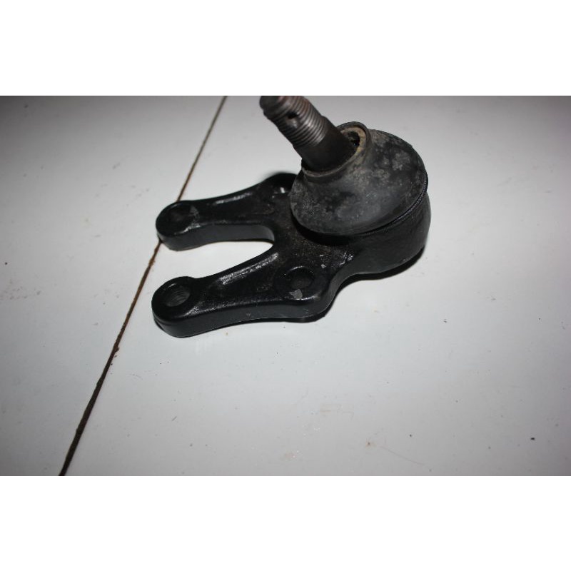 ball joint L300