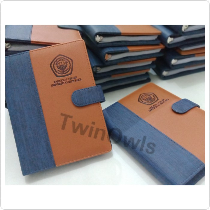 

[RESTOCK] buku agenda kulit custom logo seminar dengan ring binder
