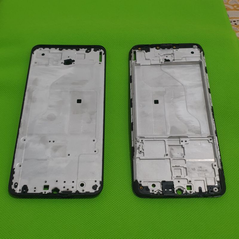 frame tulang tengah lcd vivo s1 pro