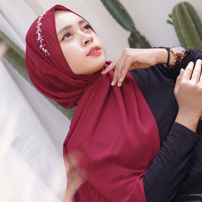 PASHMINA PAYET / PASMINA PAYET / PASHMINA MUTIARA / PASHMINA PAYET PREMIUM / PASHMINA / HIJAB KEBAYA