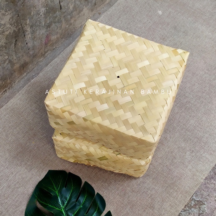 Besek 18x18 cm Natural (Bijian)/Besek Natural/Besek Pipiti/Besek Naturalan