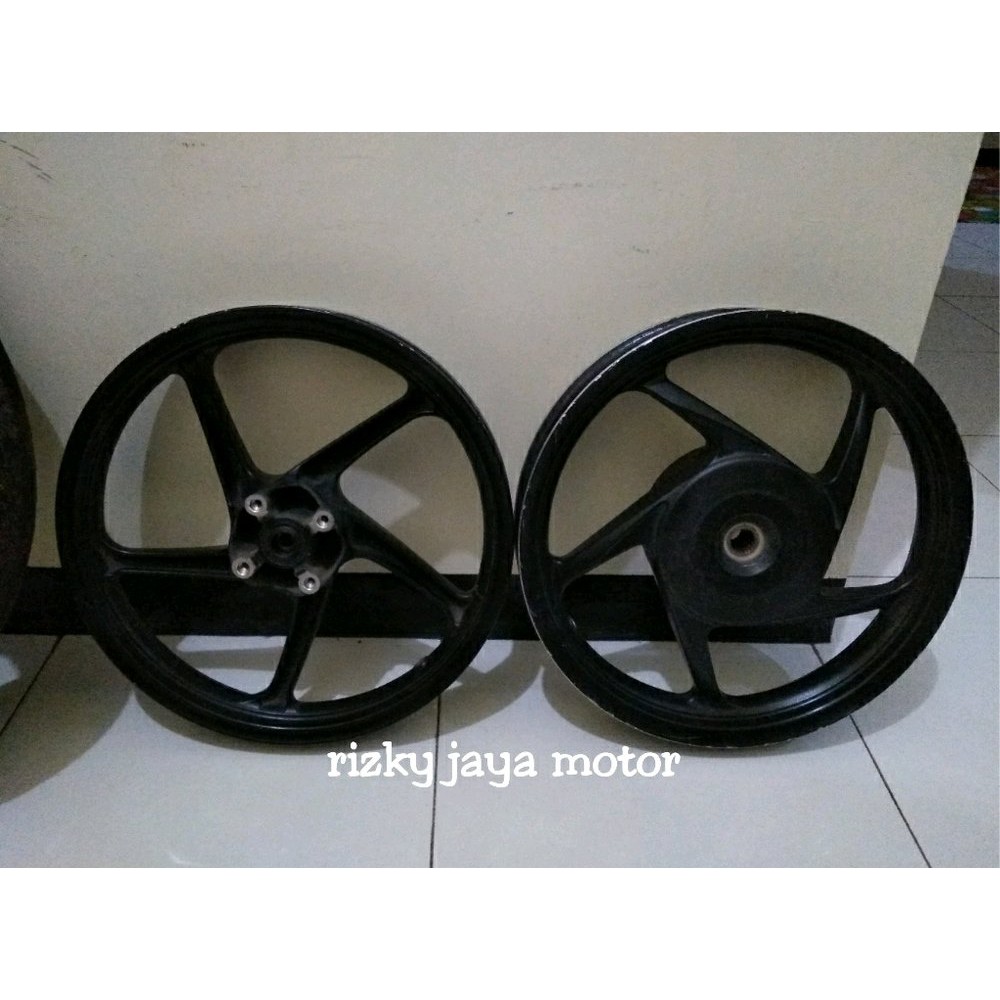 Dijual velg racing beat karbu orisinil Berkualitas