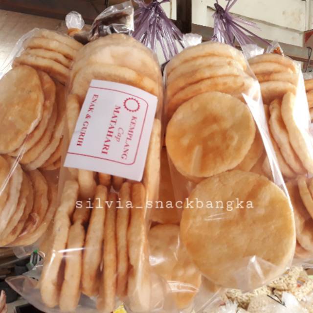 

Kemplang panggang cap Matahari