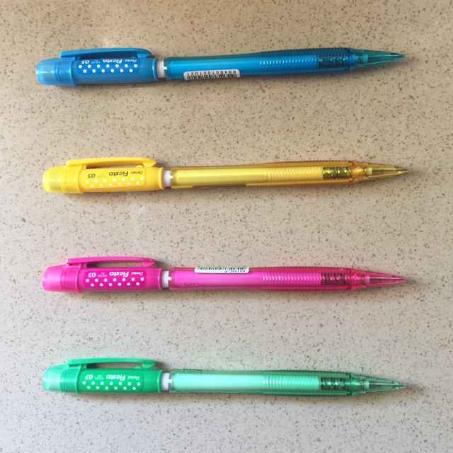 

Mechanical Pencil AX105 C Polkadot 05 mm