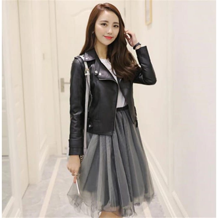 Quinna - Jaket Kulit Wanita Crop Hitam Pink