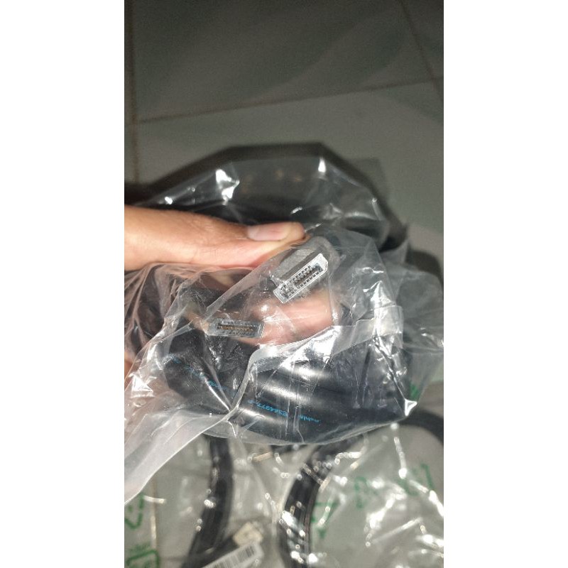 Kabel Display Port to Display Port  DP to DP Cocok Untuk VGA Bagus