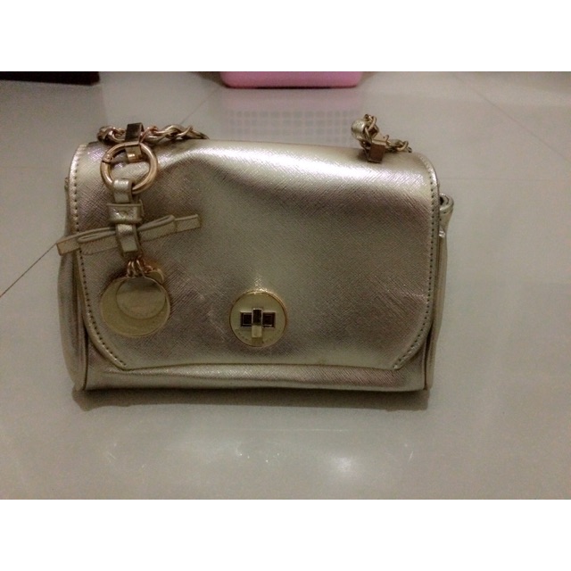 Tas charles keith KW