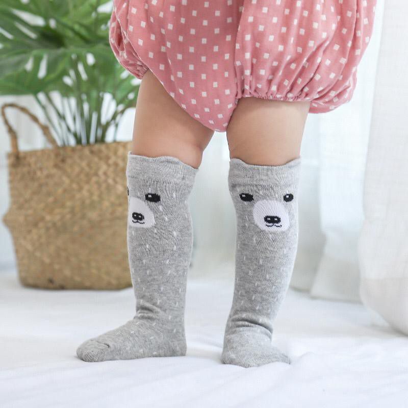 Kaos Kaki Panjang Bayi Karakter Lucu Anti Slip