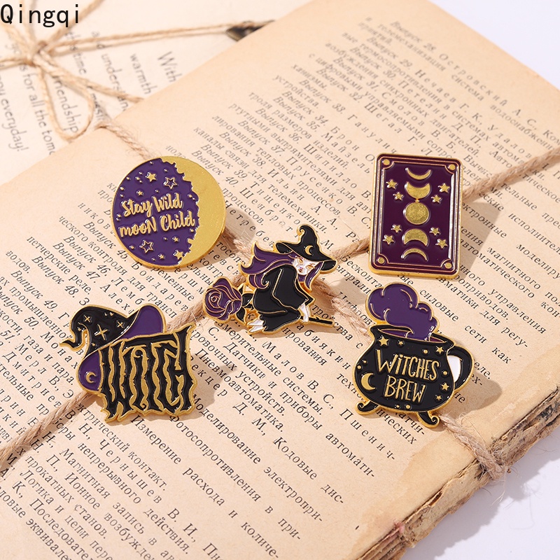 Bros Pin Enamel Desain Penyihir Kartu Tarot Bulan Phase Hat Bahan Metal Untuk Tas Pakaian
