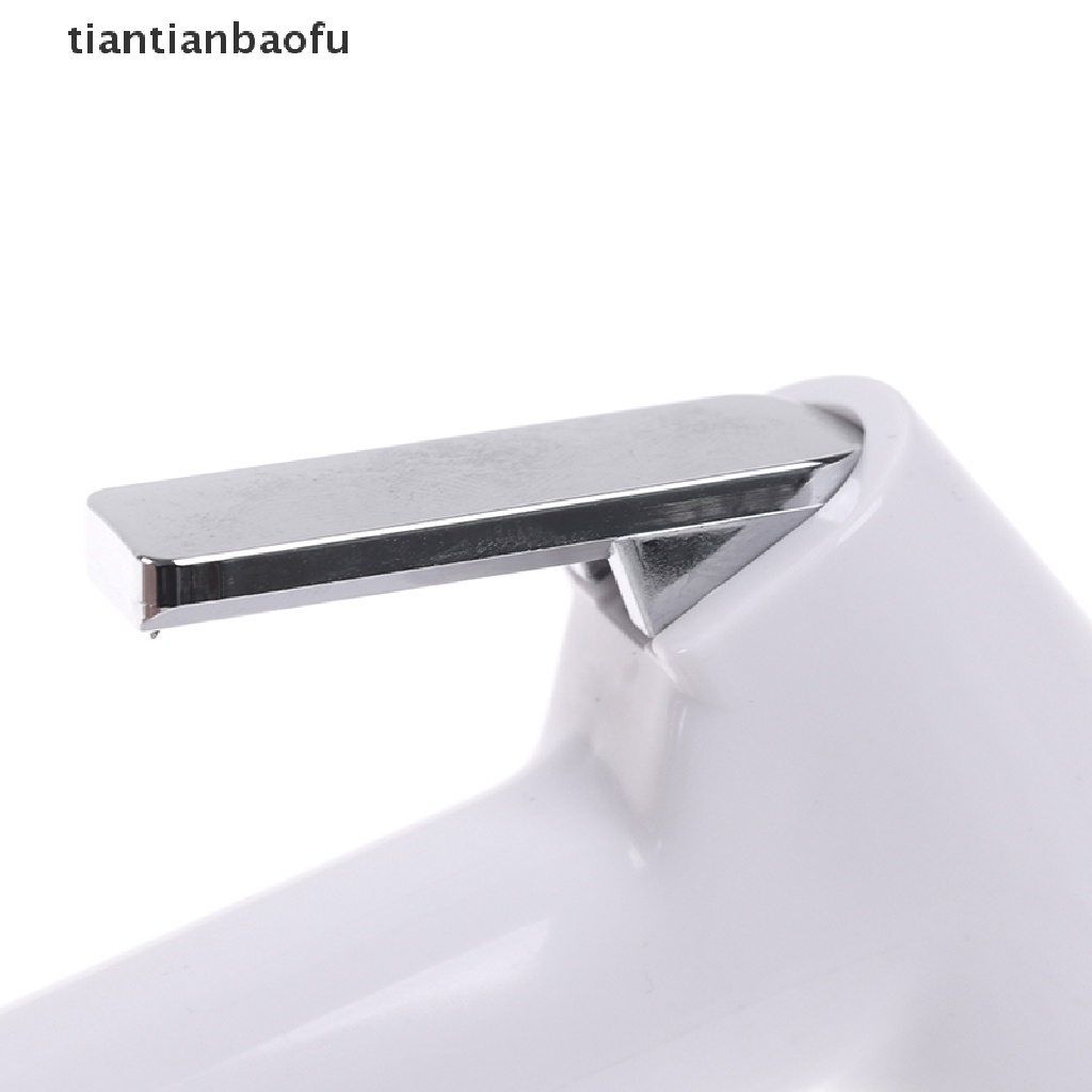 [tiantianbaofu] ABS Portable Bidet Sprayer Set Handheld Adapter Bracket Toilet Cleaning Tools Boutique