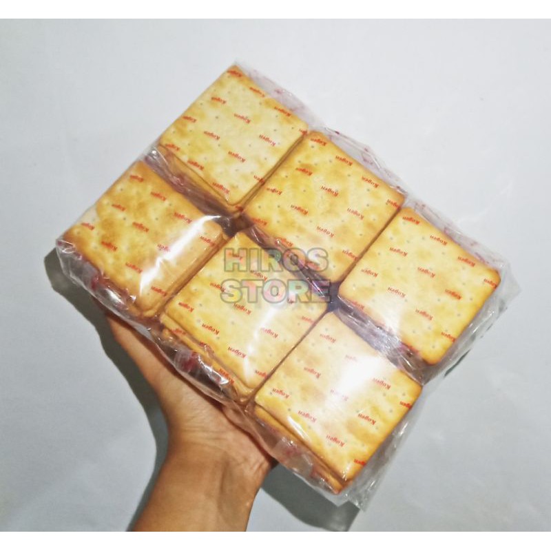 Biskuit Gabin Cream Cracker 6 Pack • Biscuit Khong Guan.