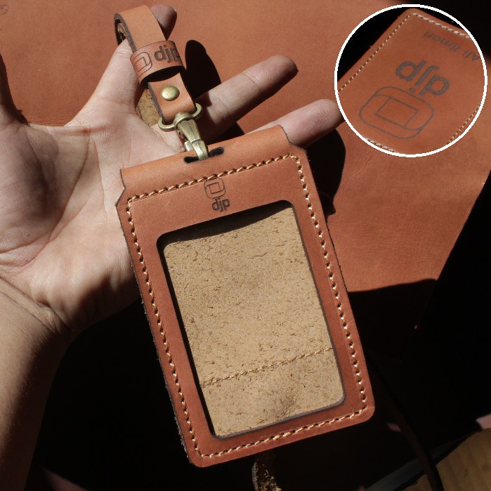 

id card holder kulit asli / basic polos / costum nama & logo instansi - TAN VINTAGE