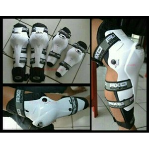 Deker Protector AXO ELBOW Pelindung Lutut Dan Siku Set Murah.