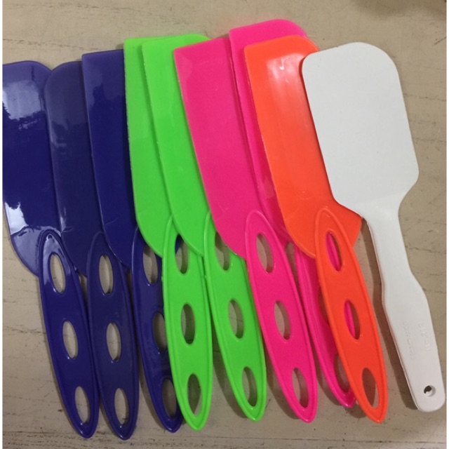 Spatula Plastik Murah Meriah