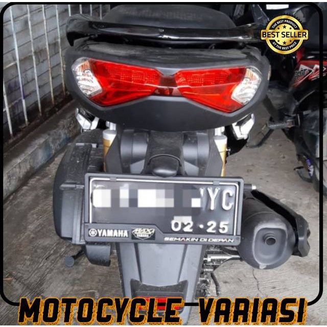 Cover plat nomor tatakan dudukan plat nomor yamaha original nmax aerox