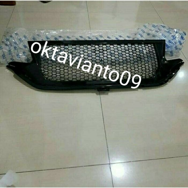 Front Grill Depan Honda BRV 2016 Activo Chrome Hitam