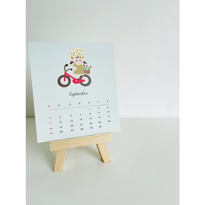 

CODE561 Kalender Meja / Calender Lula 2022