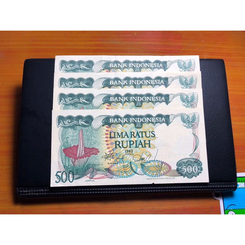 Uang Kuno 500 Rupiah Bunga Bangkai Gress Cuit Sedikit