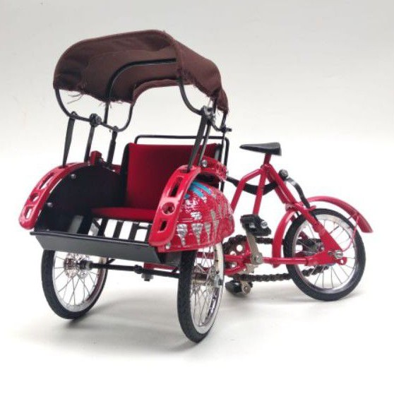 DIECAST MINIATUR BECAK SUPER JAWA JOGJA DENGAN WARNA UKURAN 29x20x12 cm - PAJANGAN DEKORASI