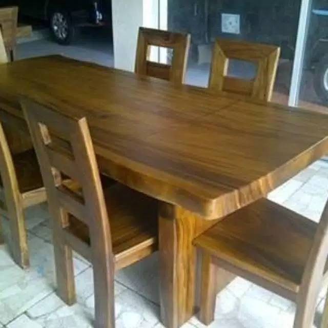 meja makan kayu trembesi,mebel jepara