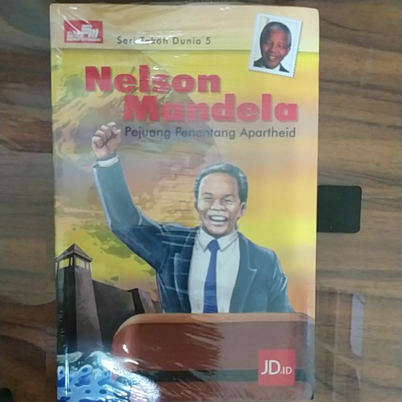 Jual Nelson Mandela - Pejuang Penentang Apartheid / Buku Komik Seri ...