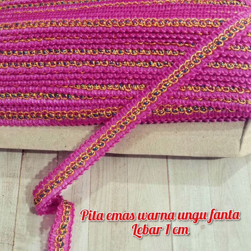 

per meter,pita renda emas warna ungu fanta lebar 1 cm