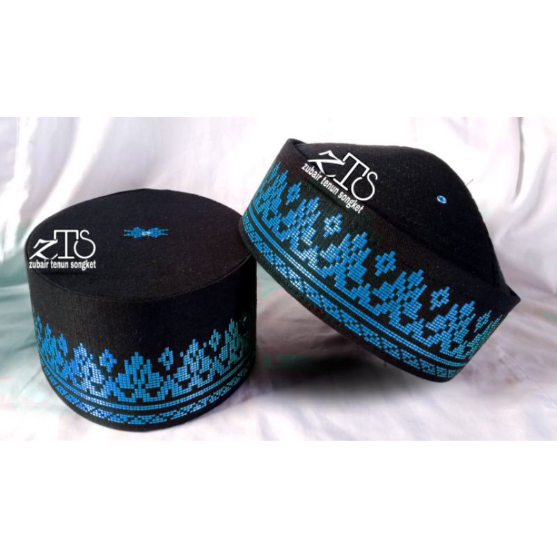Peci HITAM BIRY MUDA MOTIF CEREK kopiah SONGKET. AL AZHAR. MEDAN peci/ TENUN