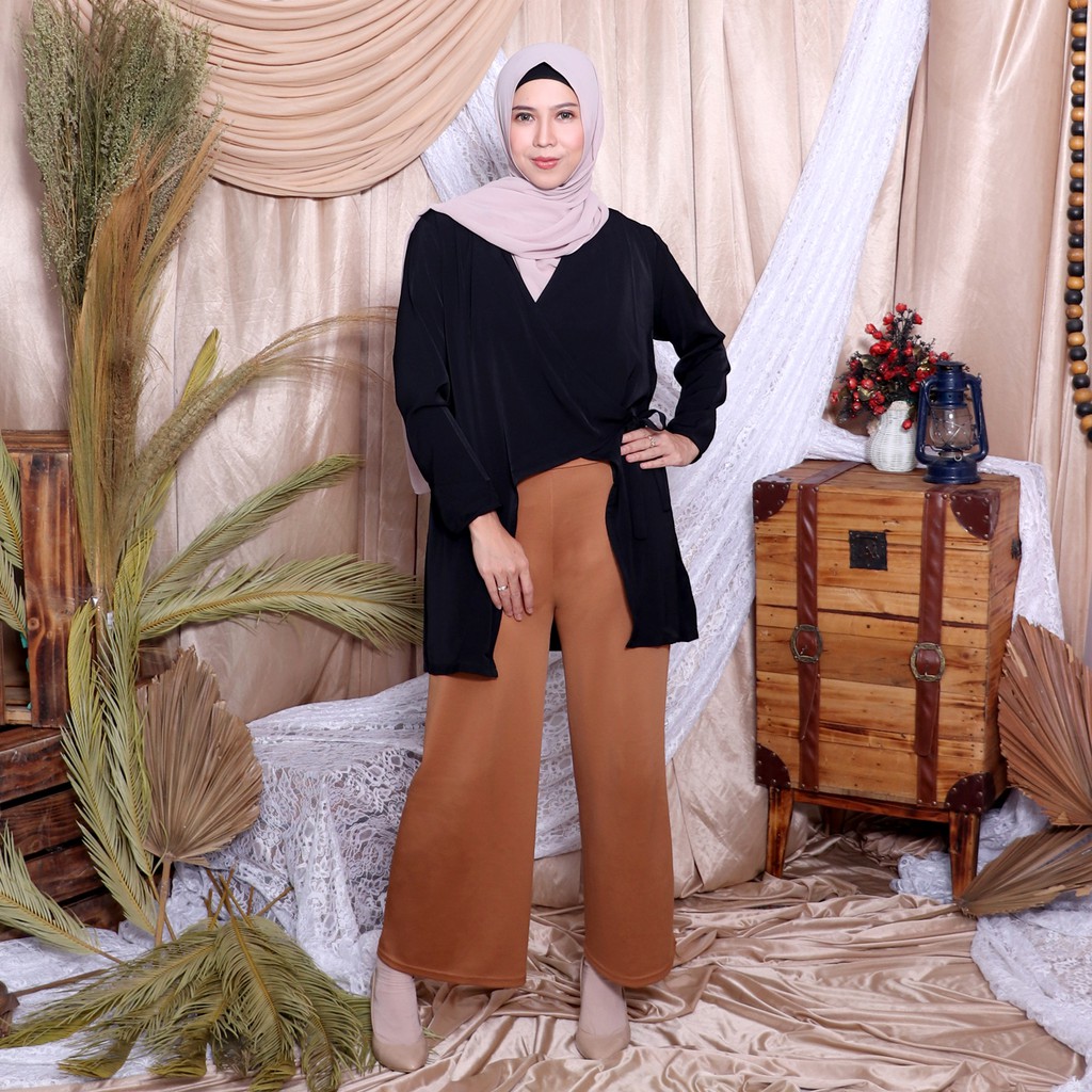 HAWWA  - BLACK / busana muslimah / atasan muslimah / cardigan / busana kerja muslimah