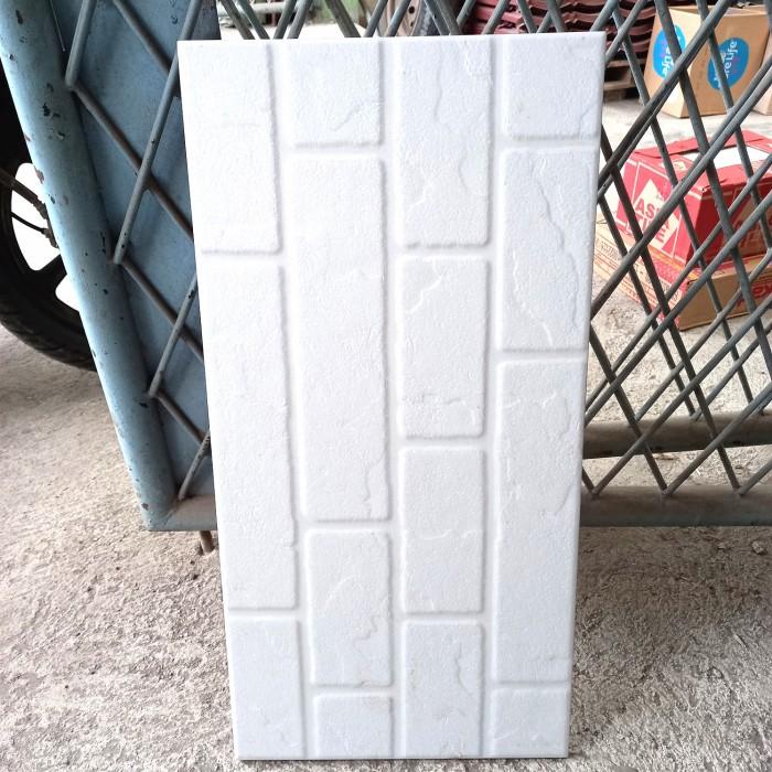 Jual KERAMIK DINDING 30X60-KERAMIK DAPUR 30X60 PUTIH-BATU BATA TIMBUL