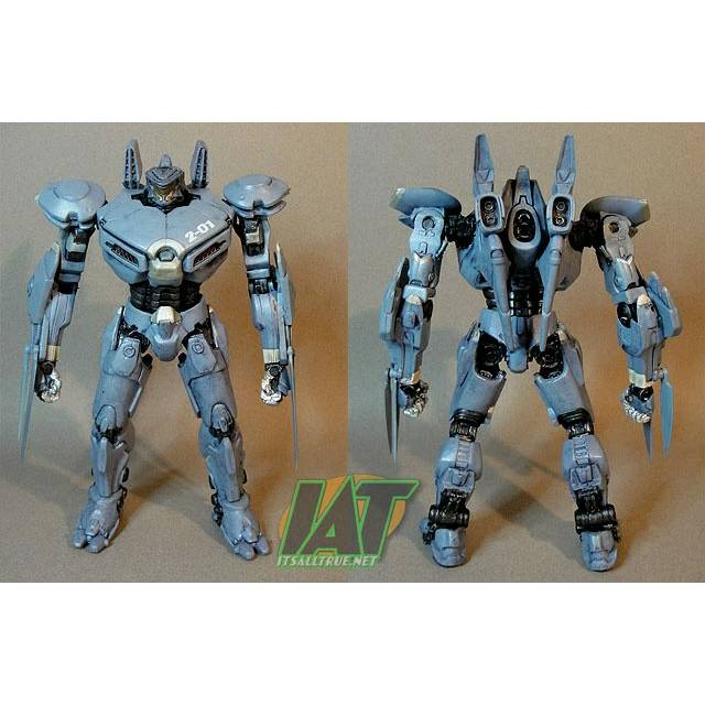 Neca pasific rim striker eureka