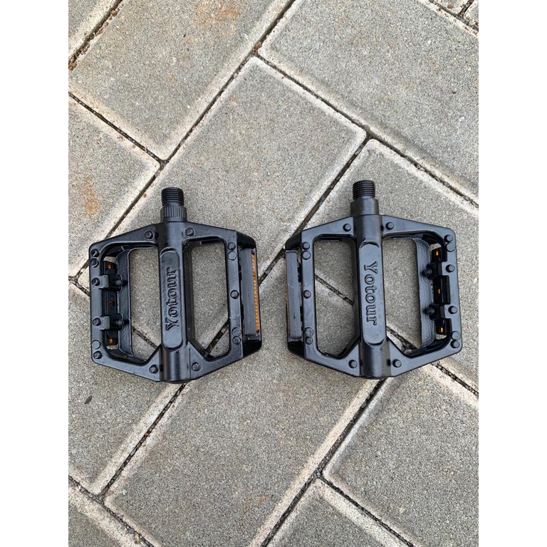 TERMURAH!!! Pedal Sepeda YUTA / As Besar Alloy Hitam / Realpict