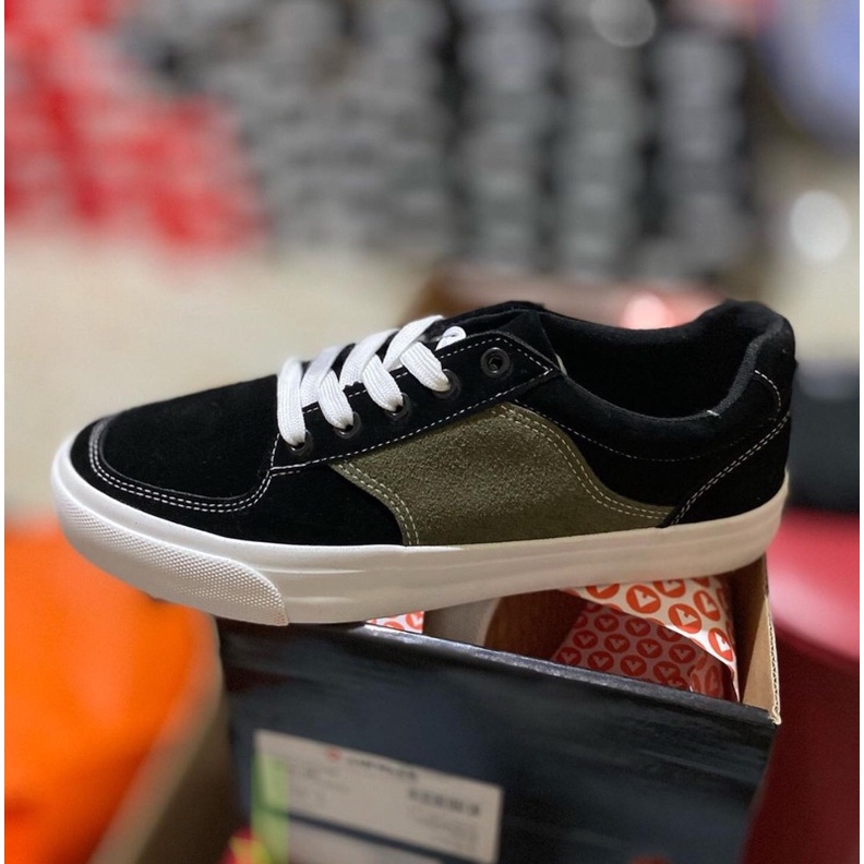 sepatu sneakers men’s airwalk neal black olive size 39