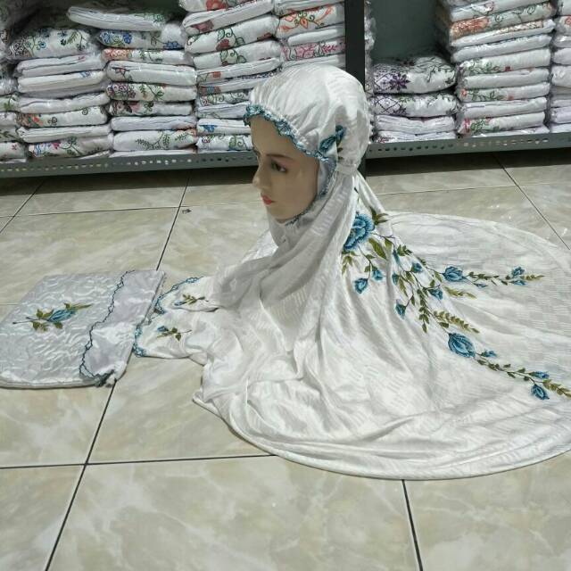 Mukena terusan sutra blitz bordir