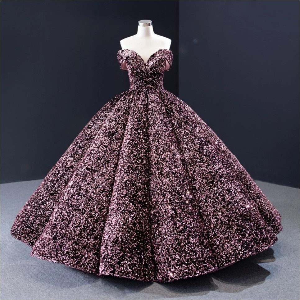 gaun ball gown