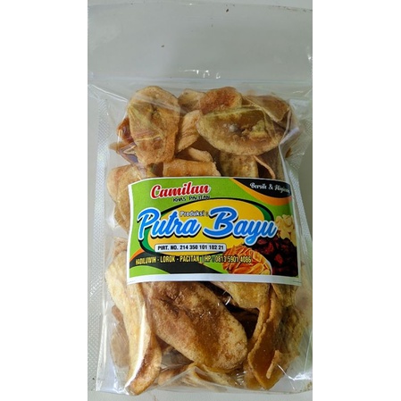 

Camilan khas Jawa, keripik pisang.