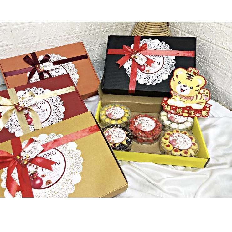 

⇲ PAKET KUE KERING HAMPERS PAKET LEBARAN PAKET NATAL KUE KERING PAKET KUE ISI 6 HAMPERD NATAL ₦