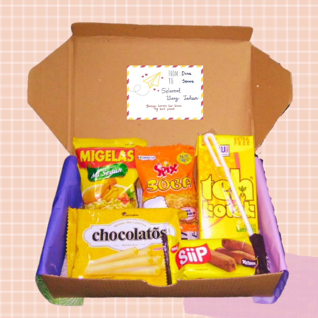 

Snackbox / Set Hampers Snack Murah Free Kartu Ucapan