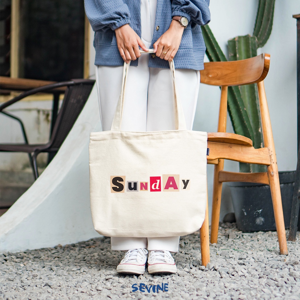 Sevine Tote Bag Kanvas Emily Resleting Kantong Tas Wanita Kuliah Sekolah Fashion Laptop Totebag Kerja Quotes Hari Pastel Vintage Aesthetic - VE