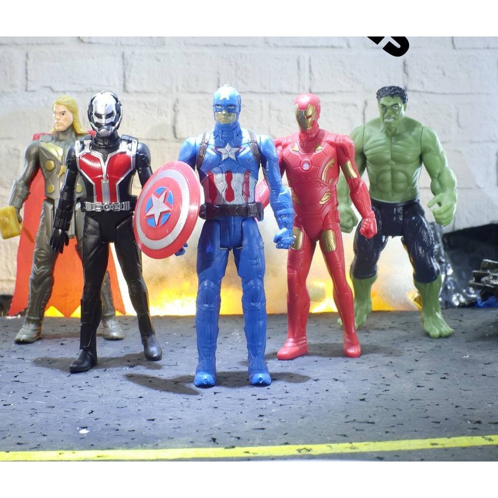 MAINAN ANAK  DIECAST ROBOT ACTION FIGURE Marvel Avengers 5 in1 IRONMAN THOR CAPT AMERICA