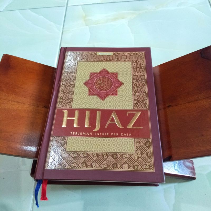 AL-QURAN HIJAZ Terjemah perkata +quran tafsir perkata