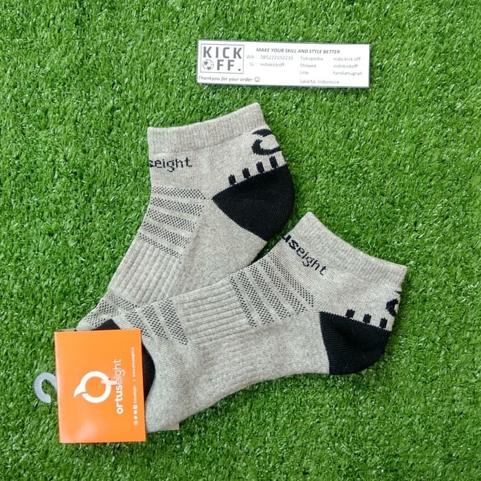 KAOS KAKI SEKOLAH/ KAOS KAKI OLAHRAGA ORTUSEIGHT SWIFT SOCKS A - GREY