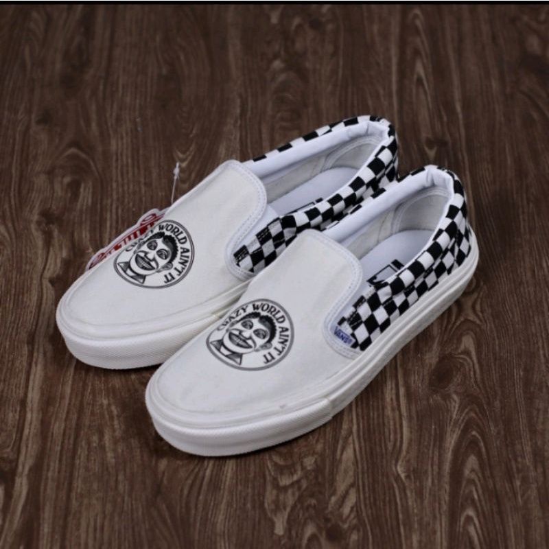 Sepatu Vans Slip On Crazy World Terlaris / Sepatu Vans Slip On Crazy Word Black Termurah / Vans Slip On Premium / Vans Slip On Best Seller /Vans Crazy World Import