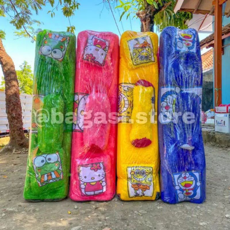 kasur lantai karakter / surfet bulu rasfur LED set bantal guling