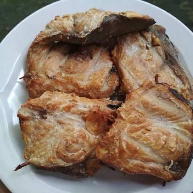 

frozen daging ikan manyung asap iwak mayung khas jawa tengah