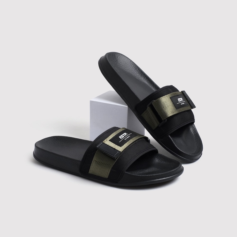 VOLTA BLACK ORIGINAL x FOOTSTEP Sandal Casual Hitam Pria Sendal Slide Jalan Santai Harian Slippers Hangout Main Kondangan Lebaran Slop Selop Karet Anti Slip Premium Slip On Remaja Dewasa Flip Flop Kerja Formal Sport Footwear Keren Terbaru Kekinian Branded