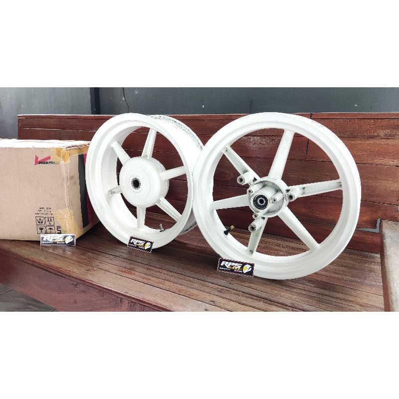 Velg Vrossi Aerox Vrossi Starmax Venom Aerox 155 V rossi not RCB Sp811