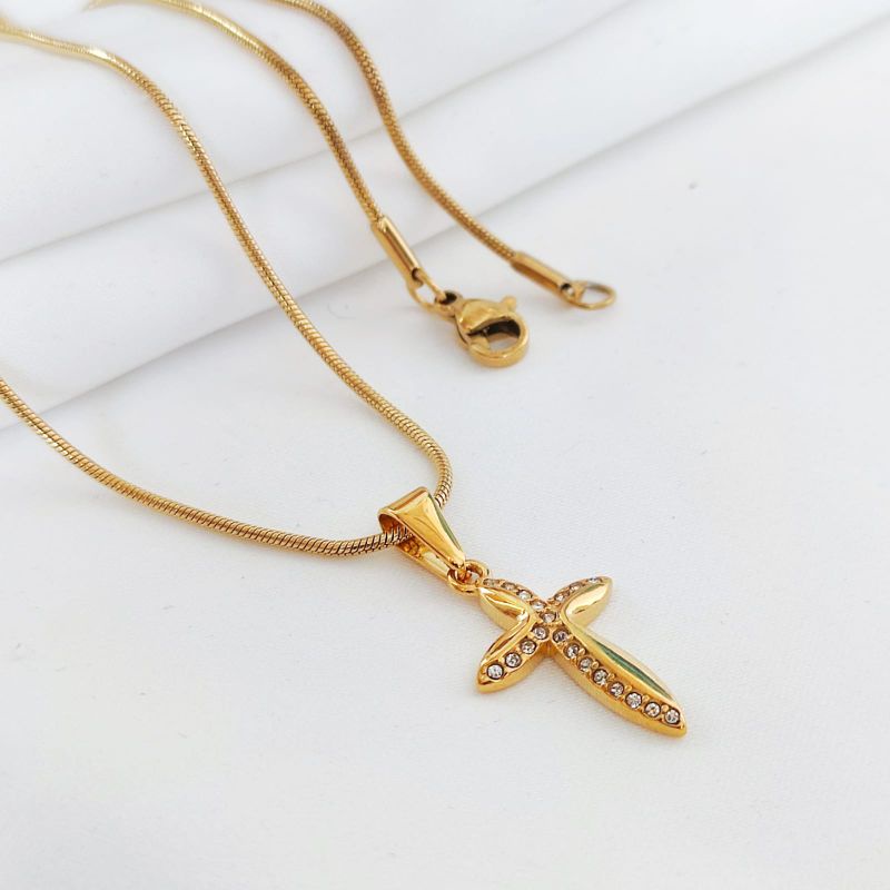 Kalung Salib Permata Warna Emas