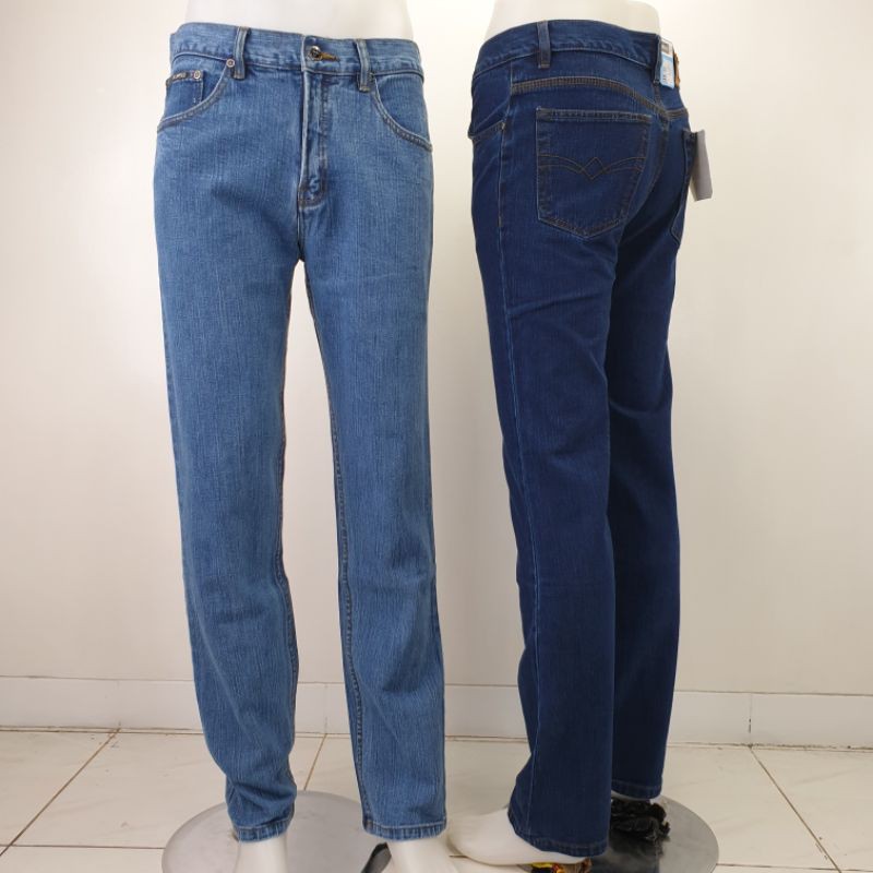 CELANA JEANS STANDAR GF LIMITED ST-020
