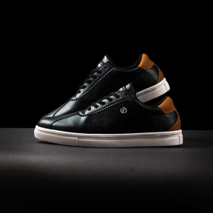 DK01 X FLAZHBACK Sepatu Sneakers Pria Hitam Terbaru Tupper